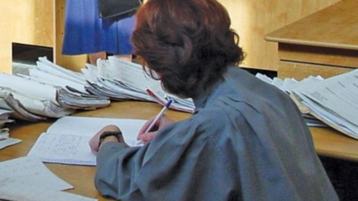 Justiția se blochează: Grefierii anunță oprirea activității din cauza legii salarizării