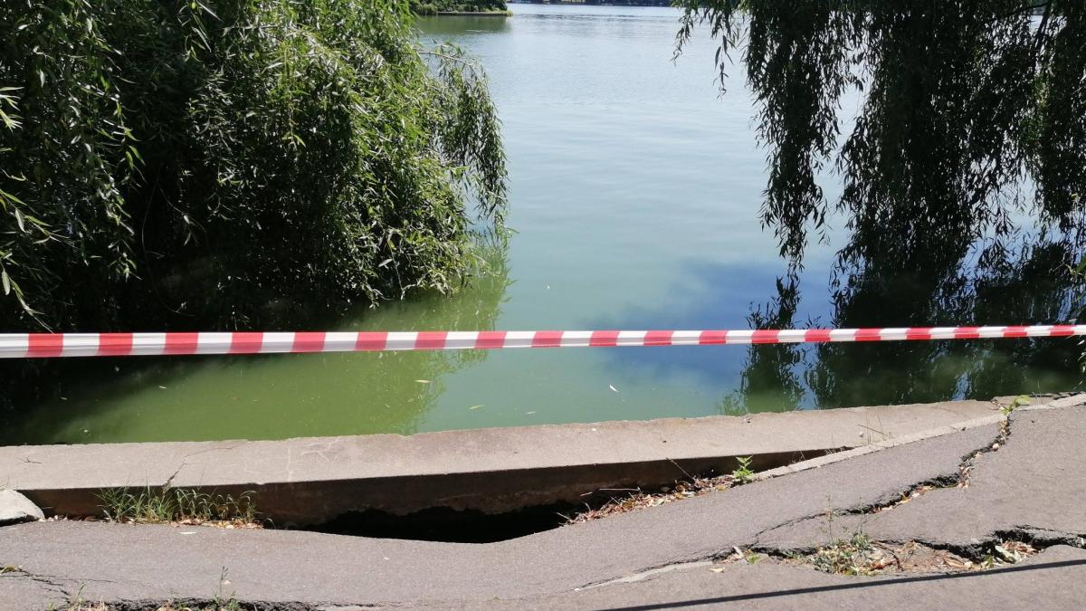Se golește Lacul Herăstrău! PMB intervine în forță după ani de degradare a malurilor