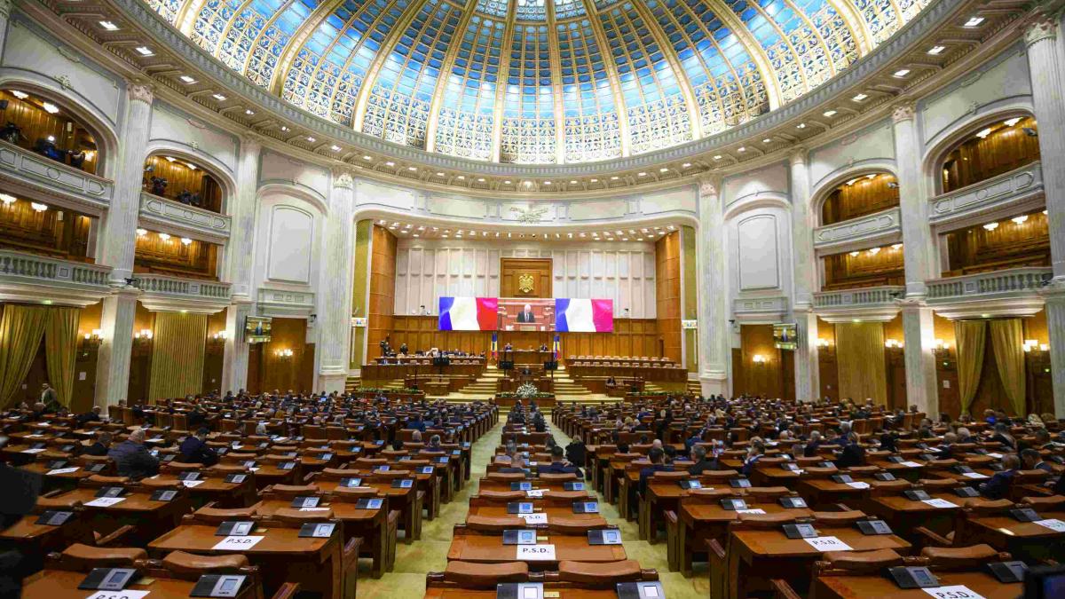 Alegerea primarilor în două tururi, respinsă la SENAT