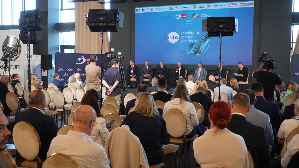 intelligent money academy ploiesti antreprenori economie 2026