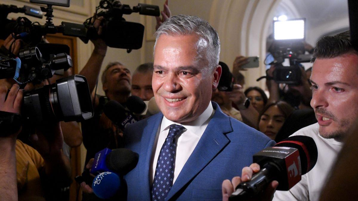 Adrian Veștea acceptă întâlnirea cu George Simion. Premierul desemnat va negocia la sediul AUR. „Îmi asum un dialog deschis”