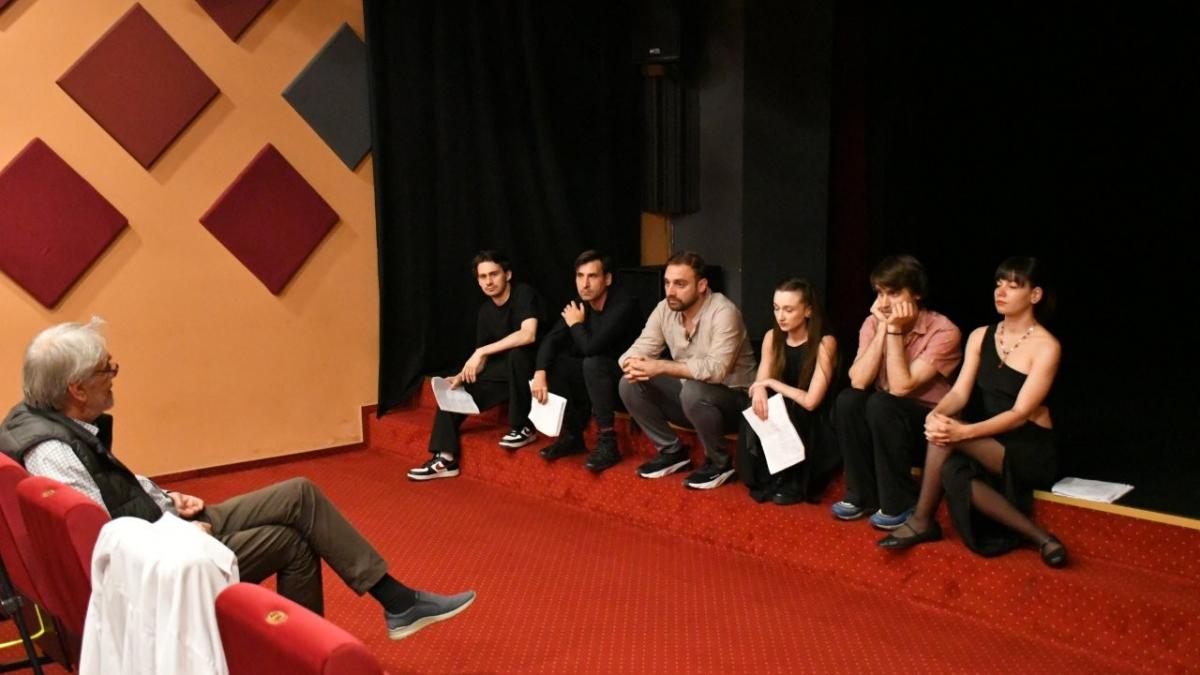 Atelierul de poetică teatrală „Ion Caramitru”, ediția a II-a s-a încheiat la Alba Iulia cu o prezentare DEMO dedicată poeziei lui Lord Byron