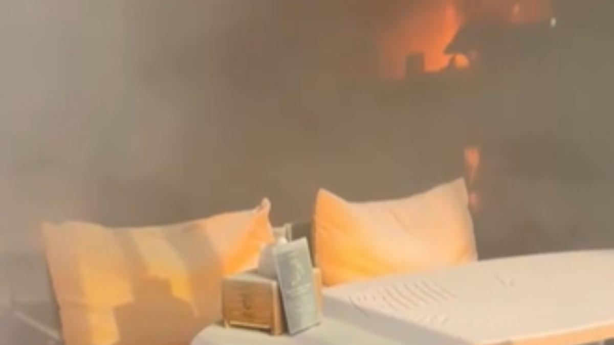 incendiu palas campus iasi zeci de persoane evacuate