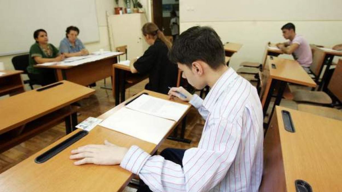 Rezultate surprinzătoare la Evaluarea Națională 2026. Numărul mediilor de 10 a scăzut dramatic