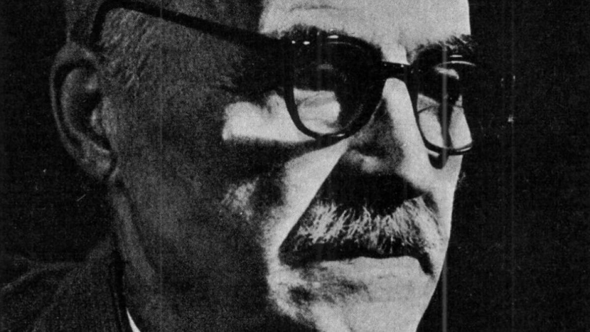 Tudor Arghezi, 4 icoane în fumul timpului
