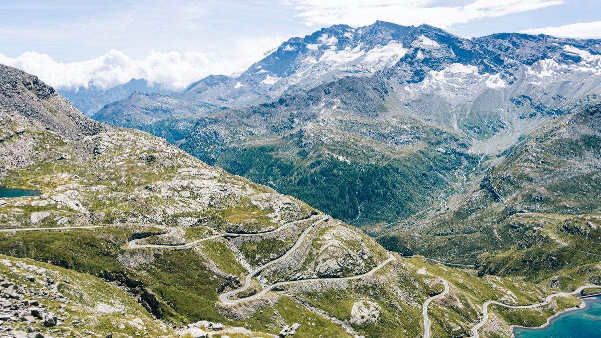 Doi alpiniști români au murit în Alpii italieni, după o cădere într-o crevasă pe masivul Gran Paradiso