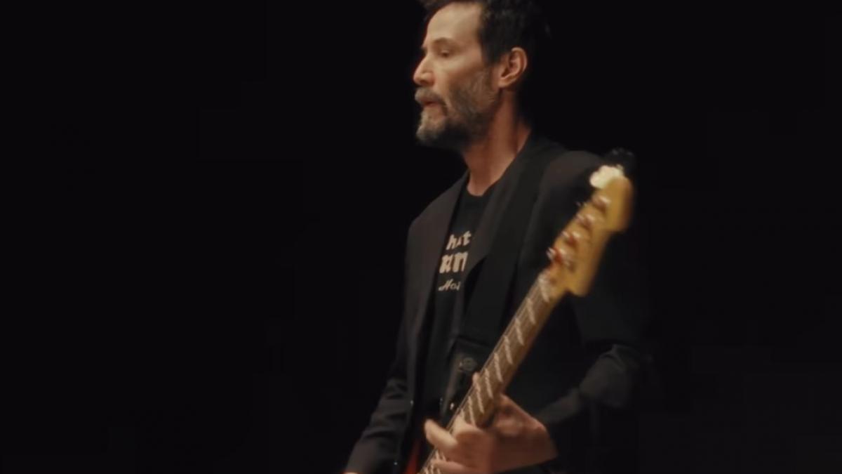keanu reeves electric castle 2026 dogstar concert romania