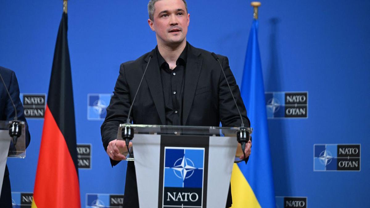 Zelenski taie în carne vie și îl demite pe ministrul Apărării, Mihailo Fedorov