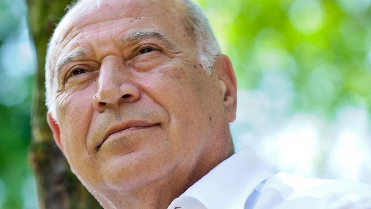 Coada care spune o altă poveste despre România: sute de oameni au ales cultura