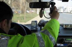 VACANŢA DE 1 MAI ŞI PAŞTE: Traficul rutier, monitorizat de peste 1.500 de poliţişti şi 298 de radare