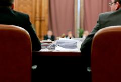 Comisia juridică a Camerei Deputaţilor se reuneşte pe 2 decembrie pentru analizarea cererilor de arestare a lui Ioan Oltean şi Cătălin Teodorescu