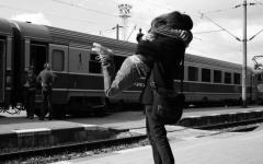 CFR Călători oferă reduceri îndrăgostiţilor care fac declaraţii la megafonul din Gara de Nord de Valentine's Day 