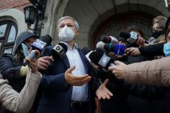 Cioloș: nu vom negocia cu PSD sau AUR