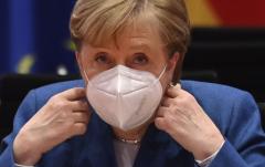 Merkel: UE ar putea aplica noi sancţiuni contra Rusiei, în contextul crizelor din Ucraina şi Belarus
