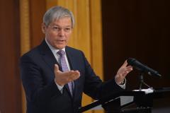 Cioloș, mesaj pentru PSD și PNL: O să vă bântuie subiectul pensiilor speciale