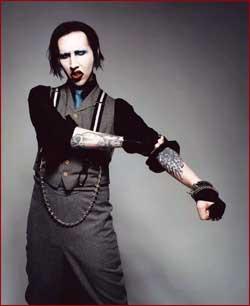 Bâ&#128;&#153;ESTIVAL 2007 - Marilyn Manson, la Bucuresti