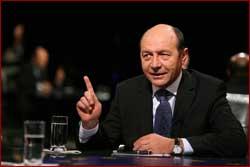 Traian Basescu s-a dezlantuit la tv