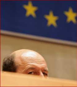 Ipoteza - Se amana europarlamentarele?