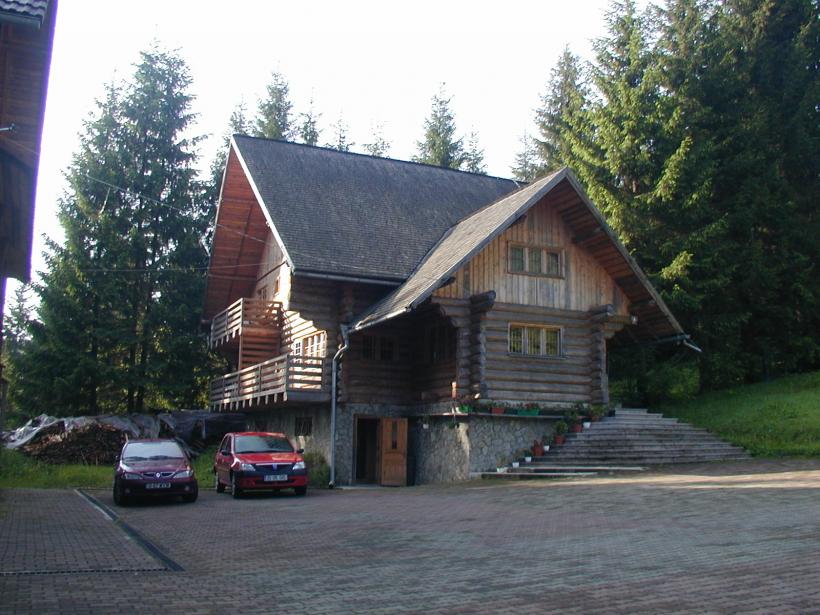 Case tradiţionale in zona Suceviţa