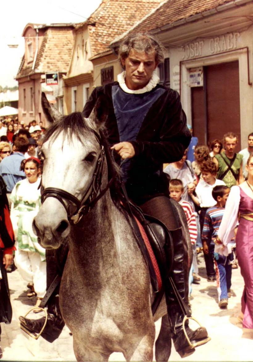 ADRIAN PINTEA 18360241