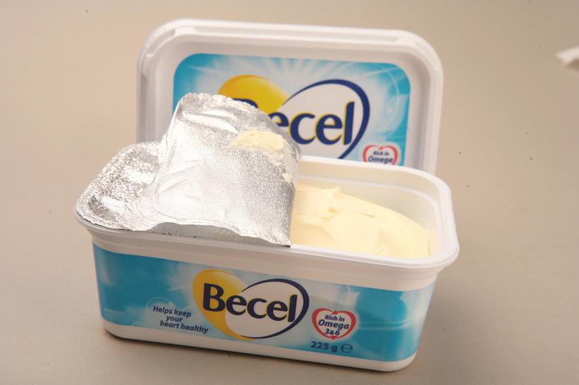 Margarină cu aditivi alimentari