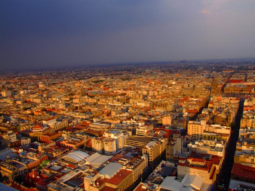 Mexico City, capitala Statelor Unite. Mexicane!