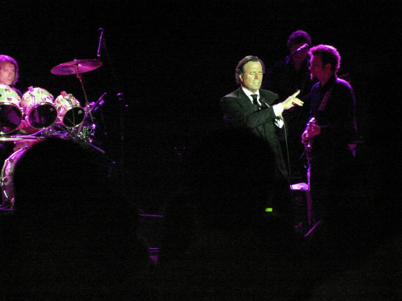 Julio Iglesias, concert la Bacău