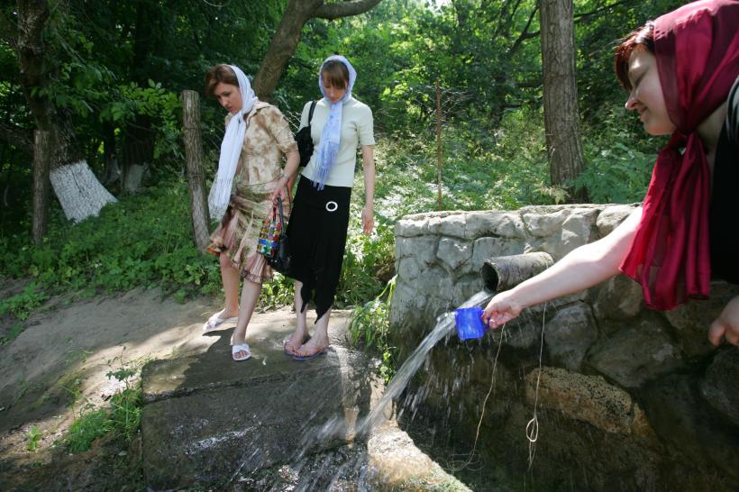 MĂNĂSTIREA HĂNCU 18361379