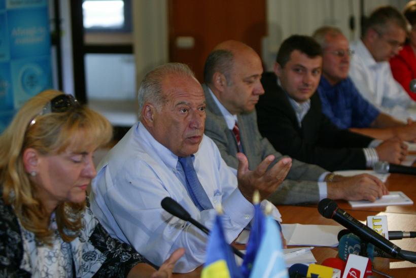Contradicţia lui Băsescu 