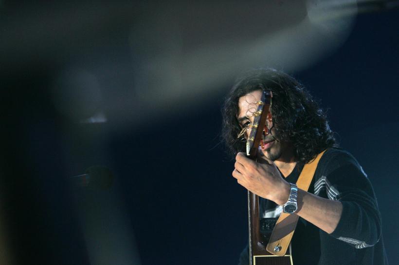 CADETII ŞI VETERANII AU ASEDIAT VAMA 18361683