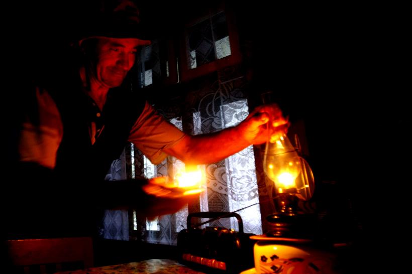 BĂŢEŞUL, LA RĂSCRUCE DE DRUMURI 18361757