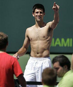 Propunere de blat / 220 de mii de dolari pentru ca Novak Djokovic să piardă un meci