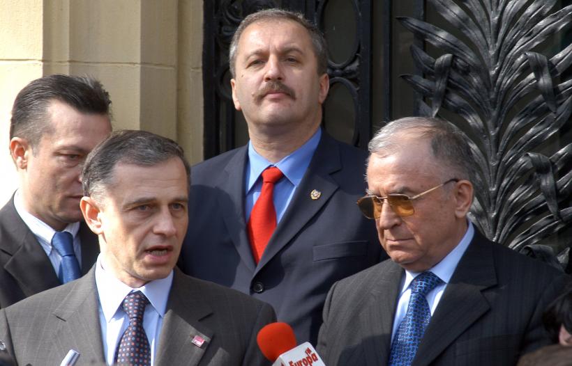 Aripa Iliescu loveşte in Dăncu
