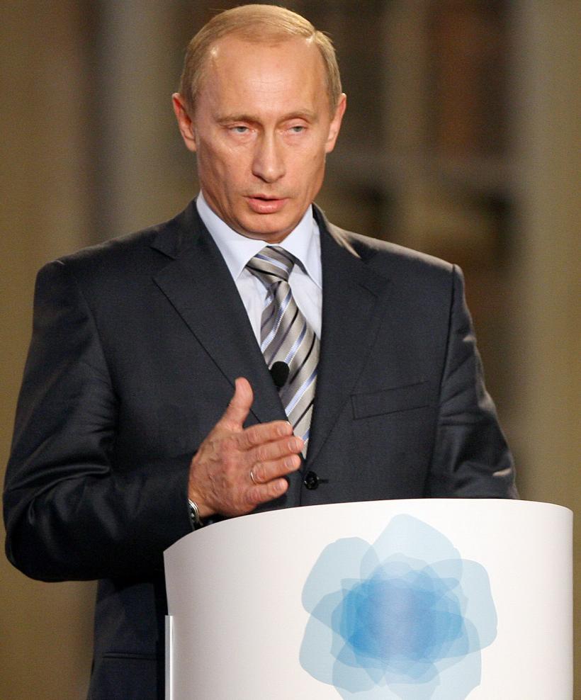 Vladimir Putin: Noi suntem stabilizatorul intre ţările mici şi cei care vor o lume unipolară