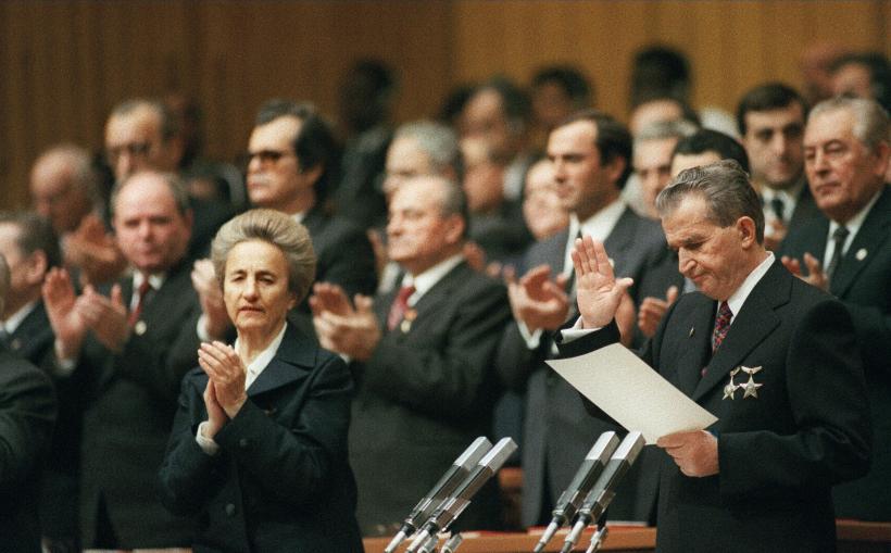 Braşov 1987 - Lui Ceauşescu nu-i păsa de muncitori