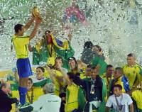 Fotbal internaţional/ Brazilia intră pe teren la ţol festiv