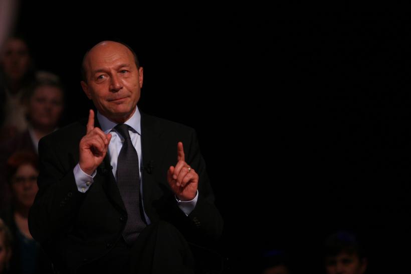 Băsescu a incurcat morţii din Italia