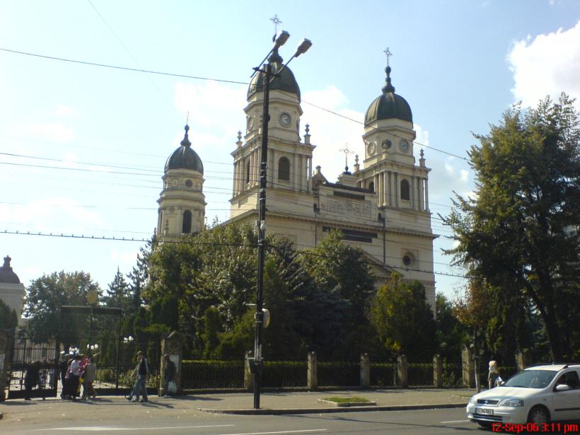 Patriarhia Romănă şi Mitropolia Moldovei negociază pacea la Sofia
