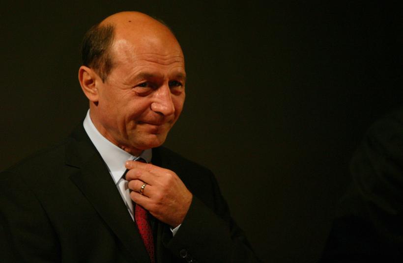 Miniştrii cercetaţi sunt la măna preşedintelui Traian Băsescu