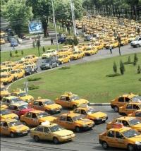 Taximetriştii acuză Primăria Capitalei de favoritism