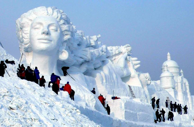 Cea mai mare sculptură de zăpadă