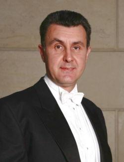  

Principele Radu Duda iese din Domeniul Regal Săvărşin, dar ia bani mulţi de la Guvern
