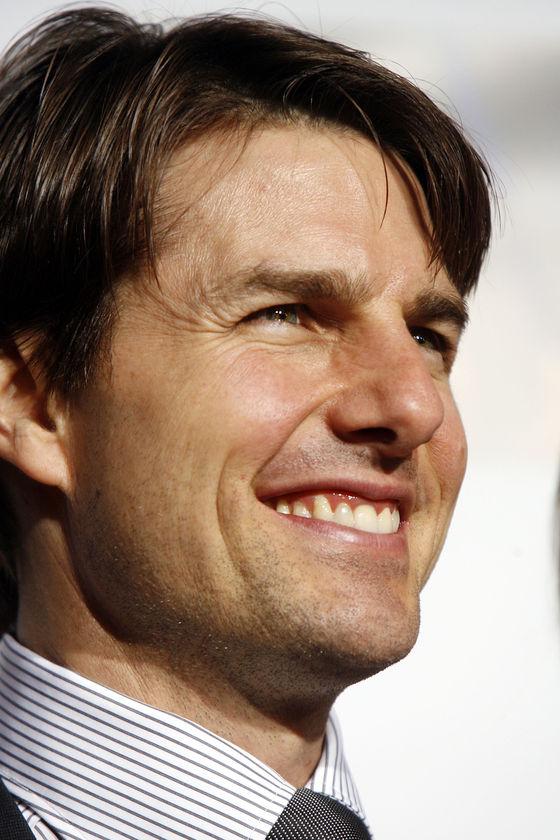 “Tom Cruise: An Unauthorised Biography” a stârnit furia bisericii scientologice  