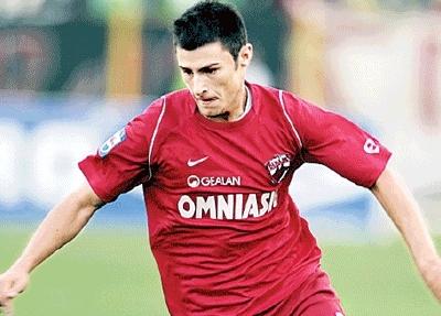 Dinamo/ Borcea negociază transferul lui  Radu Ştefan la Lazio