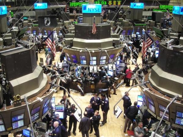 Criza financiară se adânceşte pe Wall Street