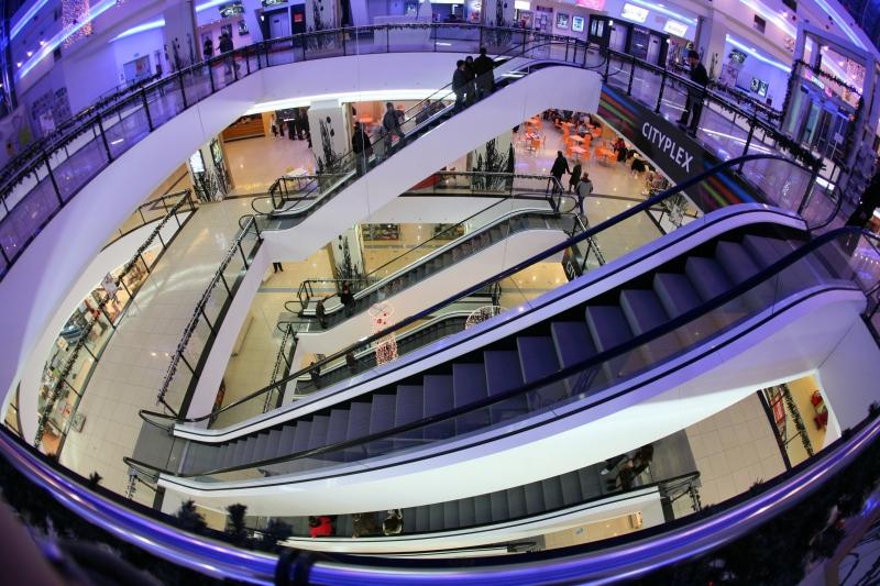 Inflaţie de mall-uri