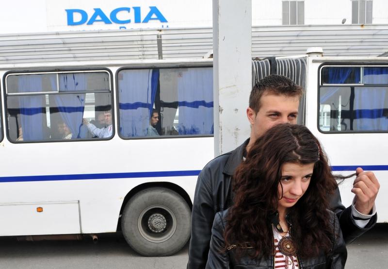 Gata Greva - Angajaţii Dacia au reluat lucrul