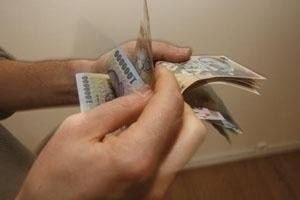 Institutul Naţional de Statistică: Salariul românilor a crescut sensibil în 2008