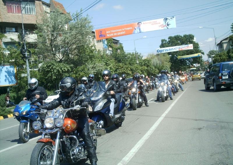 Marş de ziua motocicliştilor