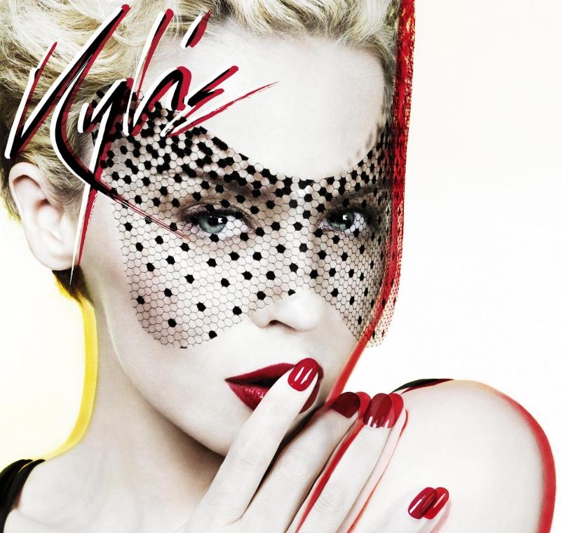 Kylie Minogue vrea şapte cabine tapetate cu oglinzi  